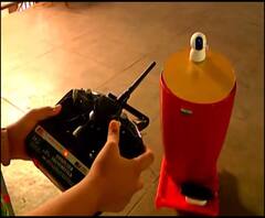 Robot | ठाण्यातल्या आर्या मेंगळेनं घरच्याघरी बनवला रोबोट, रुग्णांना औषधं पोहोचवण्यासाठी होणार फायदा!