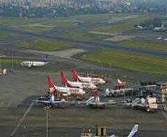 শর্তসাপেক্ষে বিমান চলাচলে সায় মহারাষ্ট্রের, মুম্বইতে দৈনিক সর্বোচ্চ ২৫টি বিমানের অবতরণ