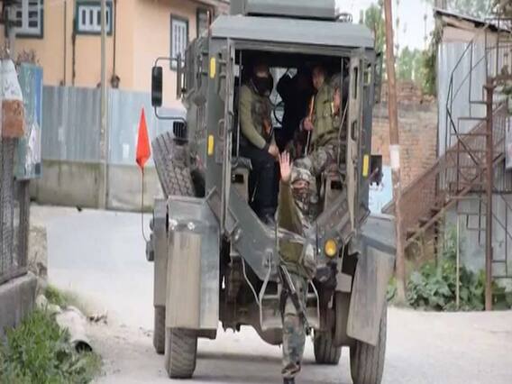 Jammu Kashmir: अवंतीपोरा में एनकाउंटर जारी, सुरक्षाबलों ने हिज्बुल कमांडर रियाज नाइकू को घेरा