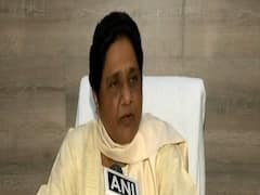 Are BJP, Cong working in sync to divert focus from migrants' issue: Mayawati