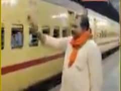 સુરતઃ કાયદો તોડનારા ભાજપના નેતાને રેલવે પોલીસ સ્ટેશનમાં હાજર રહેવા આદેશ