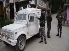 Terrorist shot dead in J&K, encounter underway
