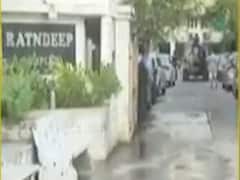  અમદાવાદઃ પ્રહલાદનગર વિસ્તારમાં આવેલી સોસાયટીમાં ચાલી રહી છે સેનેટાઇઝેશનની કામગીરી, જુઓ વીડિયો