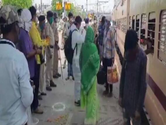 Ajmer से 1188 मजदूरों को लेकर train West Bengal के Hugli पहुंची