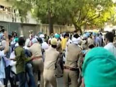 Lucknow police arrest Cong's Ajay Lallu after Agra police released him today