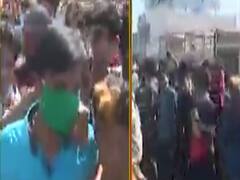 રાજકોટના ગોંડલમાં બસની વ્યવસ્થા ન થતાં પરપ્રાંતિયોનો ચક્કાજામ, જુઓ વીડિયો