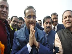 UP Dy CM Dinesh Sharma briefs media over buses operation issue 