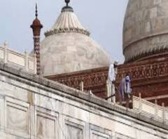 নজরে ৯টা : ওড়িশায় দুর্ঘটনার কবলে বাস, বাংলায় আসার পথে জখম ৮ পরিযায়ী শ্রমিক, ঝড়ে ক্ষতিগ্রস্ত তাজমহল