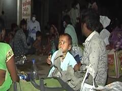 लाचार मज़दूर की यही पहचान, गोद में बच्चा... हाथ में प्राण | Ghanti Bajao | ABP News Hindi