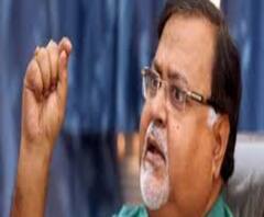 ‘ভাট বকছে বিজেপি’, ট্যুইট করে বিজেপিকে আক্রমণ ফিরহাদ-পার্থর