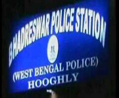 হুগলি : সংঘর্ষে উত্তপ্ত তেলেনিপাড়া, জেলাশাসককে ব্যবস্থা নিতে নির্দেশ মুখ্যমন্ত্রীর 