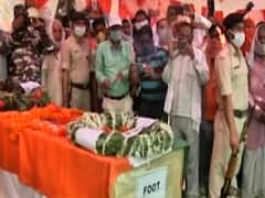 Thousands witness last journey of martyr Ashwini Kumar Yadav