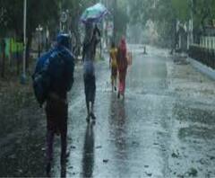 আগামী ২৪ ঘণ্টায় দক্ষিণবঙ্গে ভারী থেকে অতিভারি বৃষ্টির পূর্বাভাস 