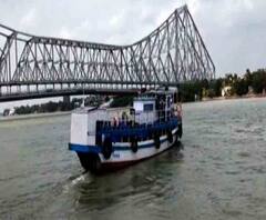 ২৫-৩০ বছর ধরে ড্রেজিংই হয় না, গঙ্গায় পলি জমে জল পরিবহণে সমস্যা, ঘটতে পারে দুর্ঘটনা! 