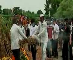 Rural News साकुरीच्या शहीद जवान सुनिल काळे यांना साश्रू नयनांनी अखेरचा निरोप | माझं गाव माझा जिल्हा 