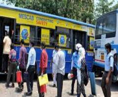 আনলক ওয়ান: কলকাতা থেকে জেলা, নেই পর্যাপ্ত বাস, শিকেয় সামাজিক দূরত্ববিধি! কোথাও শিথিলতা, কোথাও দুর্ভোগের ছবি