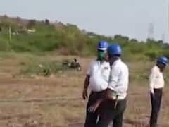 દાહોદમાં ભારે પવનના કારણે 50 ગામોનો વીજ પુરવઠો ખોરવાયો, જુઓ વીડિયો