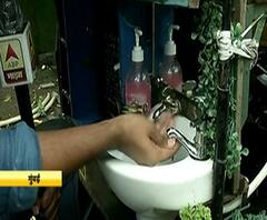 कोरोनाचा संसर्ग टाळण्यासाठी रिक्षामध्ये वॉश बेसिन, हॅंड सॅनिटाझरची सुविधा, मुंबईतल्या सत्यवान गीतेंची कल्पना!