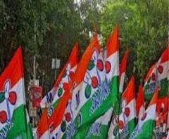 এক ঝলকে: বাসন্তী ও তুফানগঞ্জে তৃণমূলের গোষ্ঠীদ্বন্দ্ব, লাগাতার বৃষ্টিতে পাহাড়ে ধস, সঙ্গে ২৩ জেলার আরও খবর