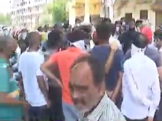 વડોદરાના ભાયલીના ગ્રામજનોએ કર્યો ચક્કાજામ,ભાયલી ગામનો પાલિકામાં સમાવેશ કરાતા રોષ