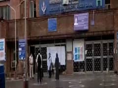 Govt to deploy IAS and IPS officers in medical fight against Coronavirus