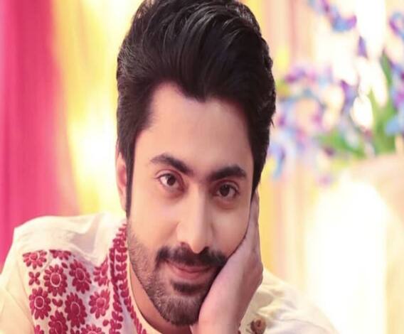 হয় মা নয় বৌমা: গৌরবের জন্মদিনে শ্রীমার সরাপ্রাইজ, শাড়ির সম্মোহনে দিতিপ্রিয়া 