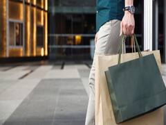 जानिए क्या बदला है शॉपिंग स्टोर्स में? | Ground Report