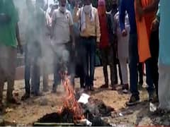 Chandigarh: People burn effigy of Xi Jinping