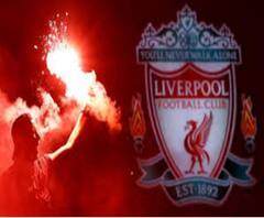 লিভারপুল প্রিমিয়ার লিগ জেতার পর করোনার মধ্যেই রাস্তায় মানুষের ঢল, পুড়ল আতশবাজি