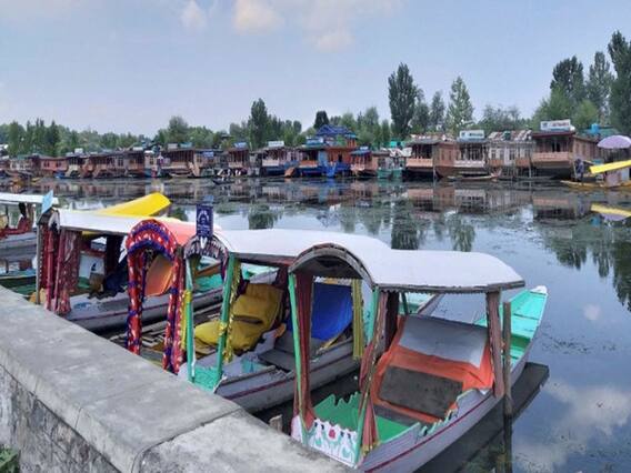 Kashmir में 2 महीने के लिए LPG सिलेंडर स्टॉक करने का आदेश, Omar Abdullah ने सरकार को घेरा