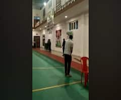 क्वारांटाईन सेंटरमध्ये चक्क क्रिकेटचा सामना, सोशल मीडियावर व्हीडिओ तुफान व्हायरल