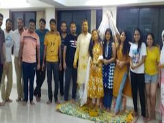 Mumbai: कोरोना से लड़ाई में दो डॉक्टरों ने कायम की मिसाल, देखिए कैसे