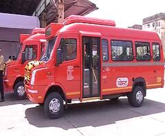 BEST Red Minibus | संडे क्लिनिक तुमच्या दारी! प्रत्येक प्रभागात मुंबईकरांची आरोग्य तपासणी