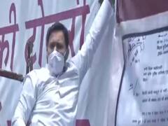 Bihar: Tejashwi Yadav puts up poster against Nitish govt outside RJD office 