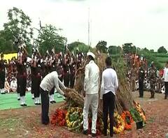 Martyred Sachin More | मालेगावचे शहीद जवान सचिन मोरे यांच्यावर अंत्यसंस्कार 