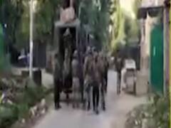 જમ્મુ કાશ્મીરના અનંતનાગમાં CRPFની ટીમ પર આતંકી હુમલો, જુઓ વીડિયો 