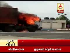 કચ્છના રાપરમાં સાંતલપુર જઇ રહેલી ટ્રકમાં અચાનક લાગી આગ, જુઓ વીડિયો