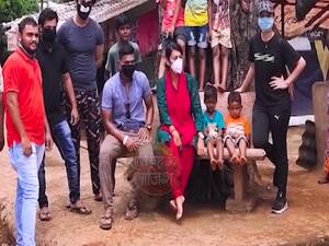 Actress Mahima Makwana extends services for 'Mission Ration Daan' 