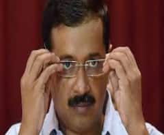 জ্বর, কাশি নিয়ে হোম কোয়ারেন্টাইনে কেজরীবাল! আগামীকাল করোনা পরীক্ষা