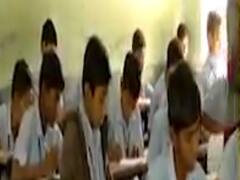 ગાંધીનગરઃ રાજ્યમાં હોમ લર્નિગ મામલે હવે શિક્ષકો ચલાવશે ટેલિફોન અભિયાન, જુઓ વીડિયો