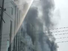 Noida: Massive fire breaks out in two big companies 
