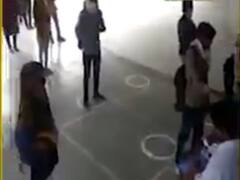  આણંદની સરદાર પટેલ યુનિવર્સિટીમાં પરીક્ષા યોજાતા NSUIના કાર્યકરોનું વિરોધ પ્રદર્શન, જુઓ વીડિયો