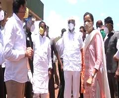 Sharad Pawar | शरद पवारांकडून म्हसळा गावातील मदरशाची पाहणी