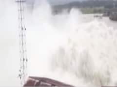Odisha: 18 gates of Hirakud dam opened
