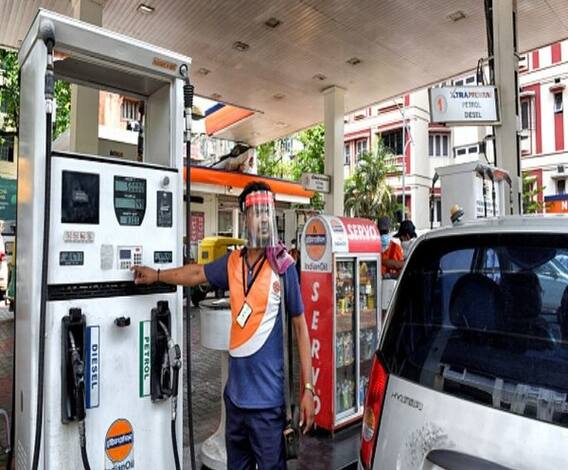 Mumbai Petrol Diesel rates | मुंबईत पेट्रोल-डिझेल 0.55 पैशांनी महागलं, पेट्रोल 82.79 तर डिझेल 72.73₹