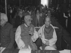 क्या गांधी परिवार से दूरी की वजह से बीजेपी PV Narsimha Rao को याद कर रही है?