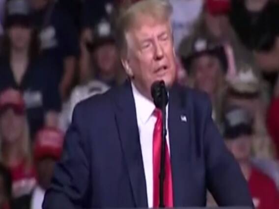 Donald Trump के 'Kung Flu' वाले बयान ने हंगामा मचा दिया 