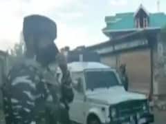 Breaking News : Jammu & Kashmir के Sopore में चल रहा है आतंकियों को मारने के लिए Operation