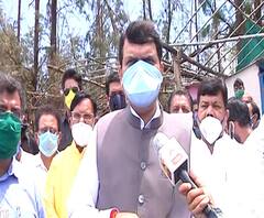 Cyclone Nisarga | देवेंद्र फडणवीसांचा कोकण दौरा; नागावमध्ये नुकसान झालेल्या शेतीची केली पाहणी 