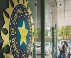 চিনা পণ্য বয়কট করলেও আর্থিক ক্ষতি হবে না বিসিসিআইয়ের, দাবি কোষাধ্যক্ষ অরুণ ধুমলের